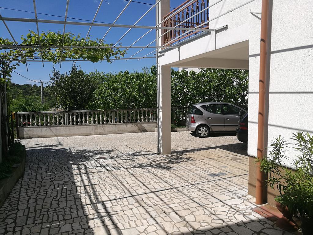 Apartment Anita Сень Экстерьер фото